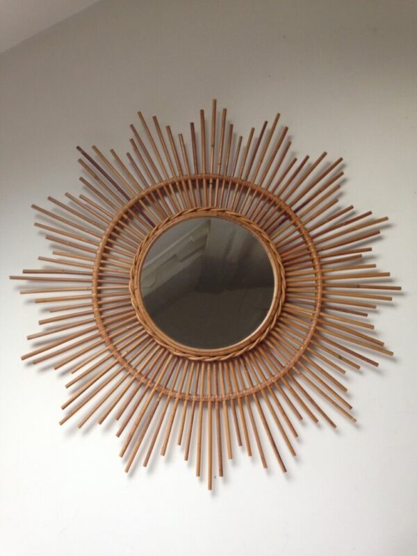 Handmade Rattan Round Mirror, Real looking Mirror.